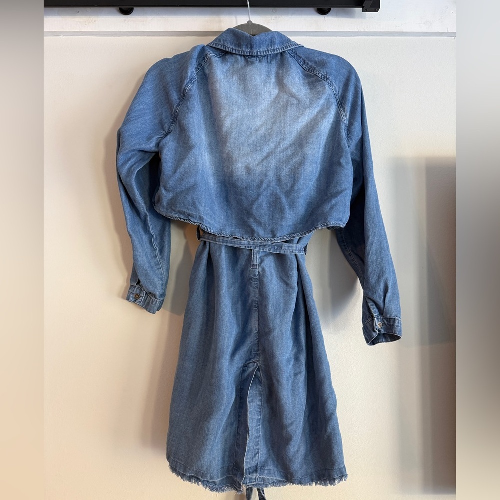 Cloth & Stone Lightwash Tencel Belted Jacket - Picture 3 of 3